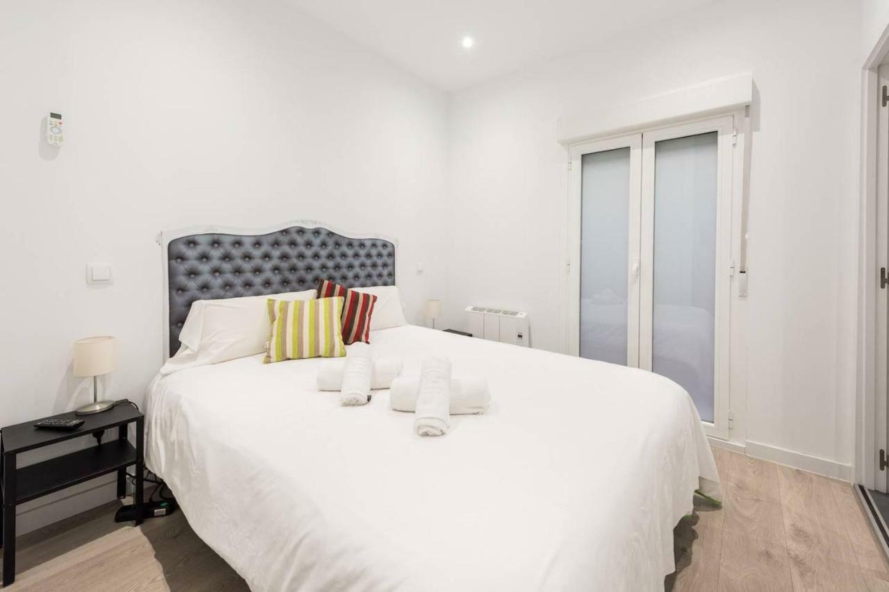 Modern With Ideal Location Next To Atocha Station Madrid Exterior photo